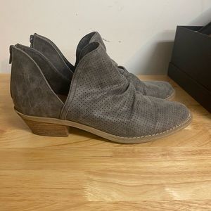 Slouchy ankle booties